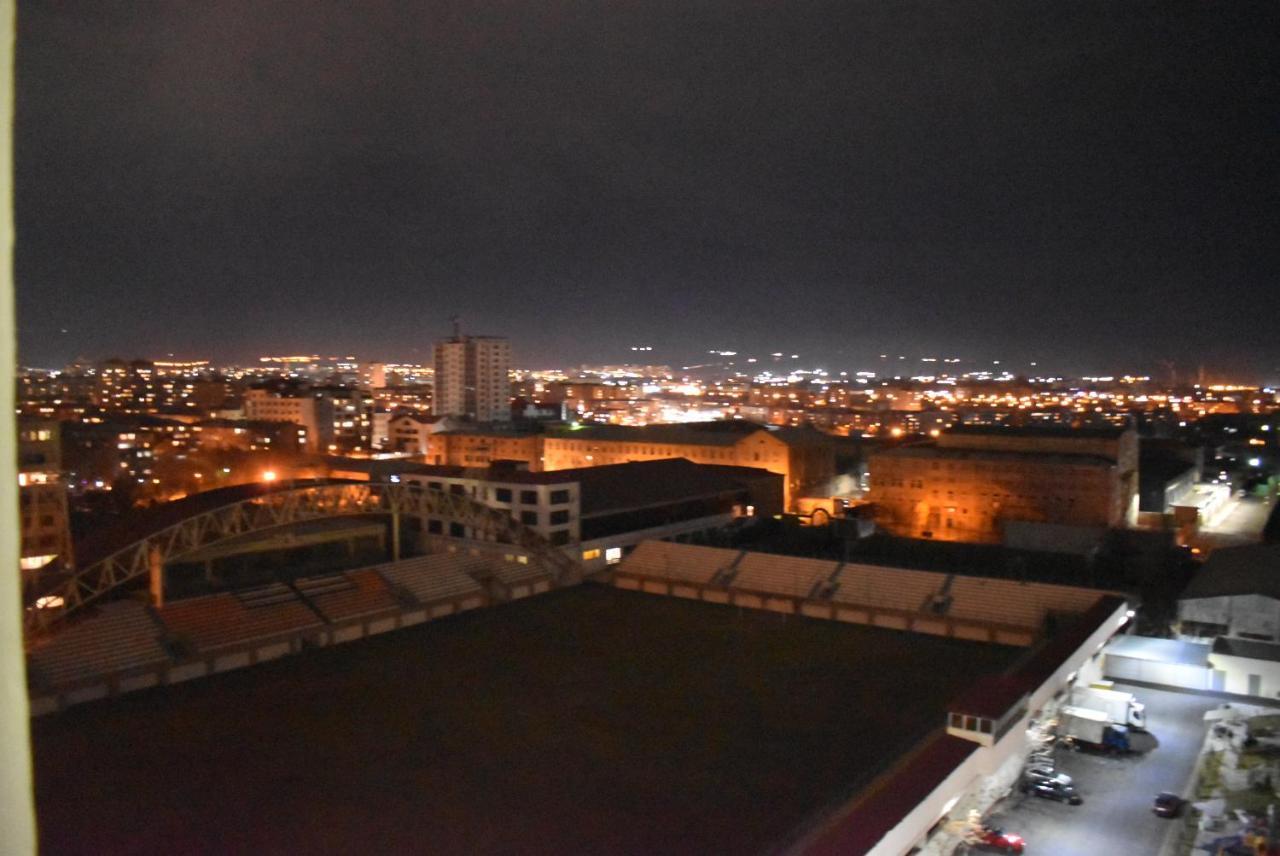 Loft Apartment In Erivan Dış mekan fotoğraf