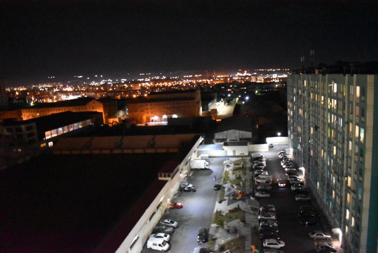 Loft Apartment In Erivan Dış mekan fotoğraf